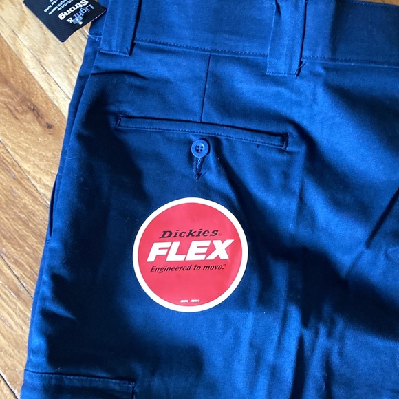 Men’s Dickies Relaxed Fit Flex blue flat front chino cargo shorts size 50 - NWT - Picture 4 of 9